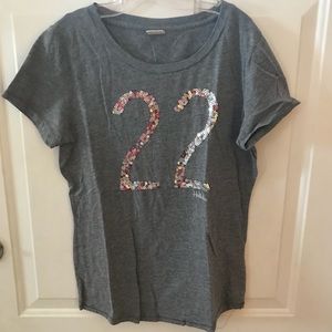 *donating tomorrow* Hollister T-Shirt